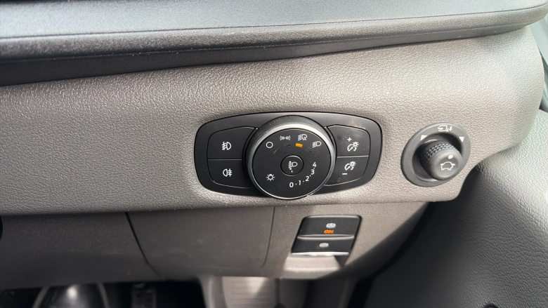 Ford Transit 350 L2 Diesel Fwd 2.0 EcoBlue 130ps H2 Limited Van Auto [8S] [Nav]